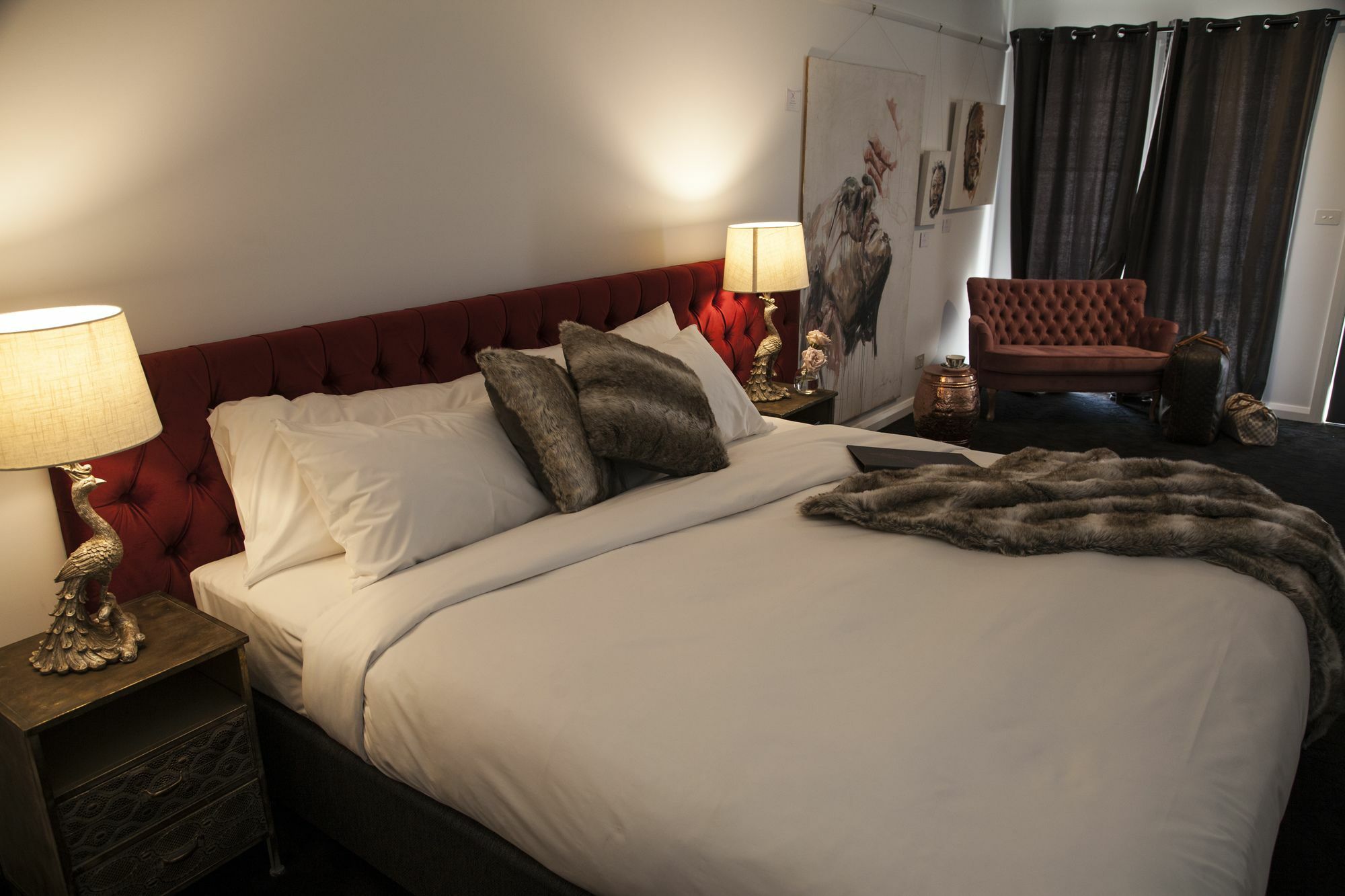 Daylesford Art Motel Exterior foto A bedroom